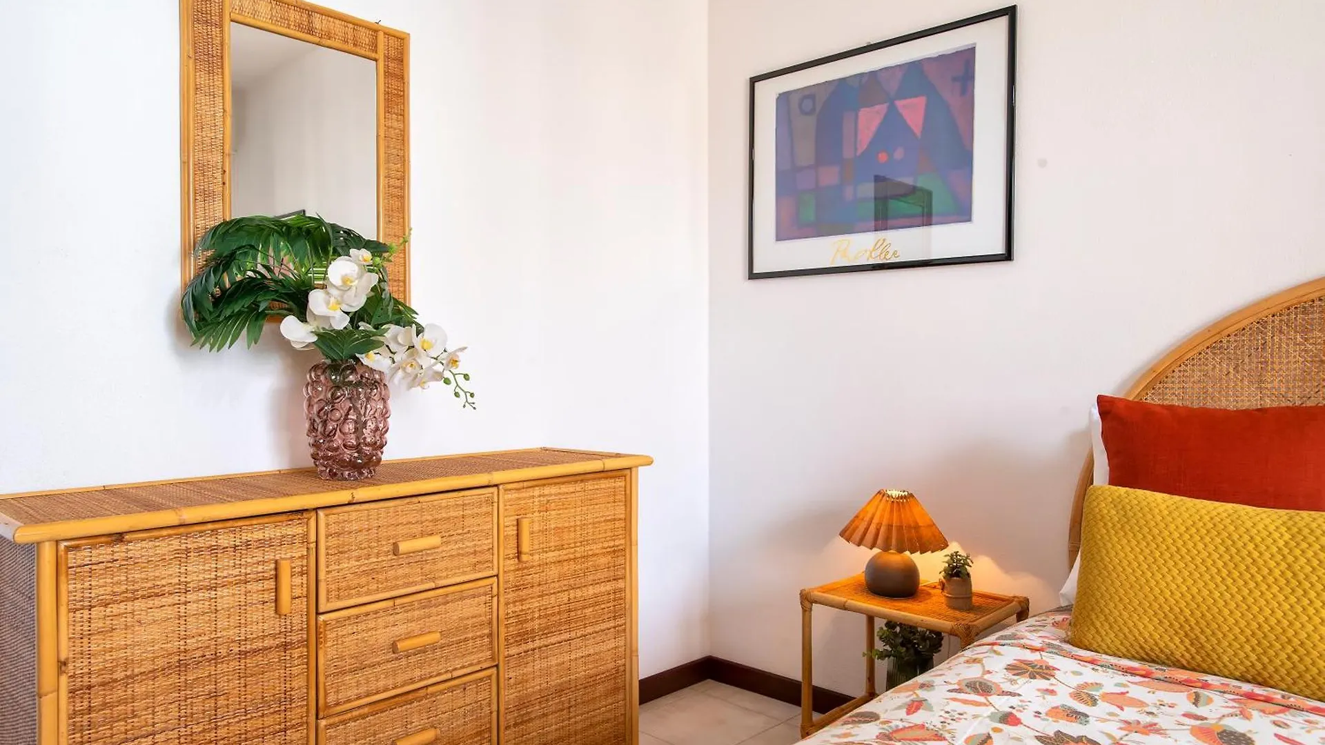 Sardinia Re - Lilium Central Flat - Free Parking Alghero Apartment