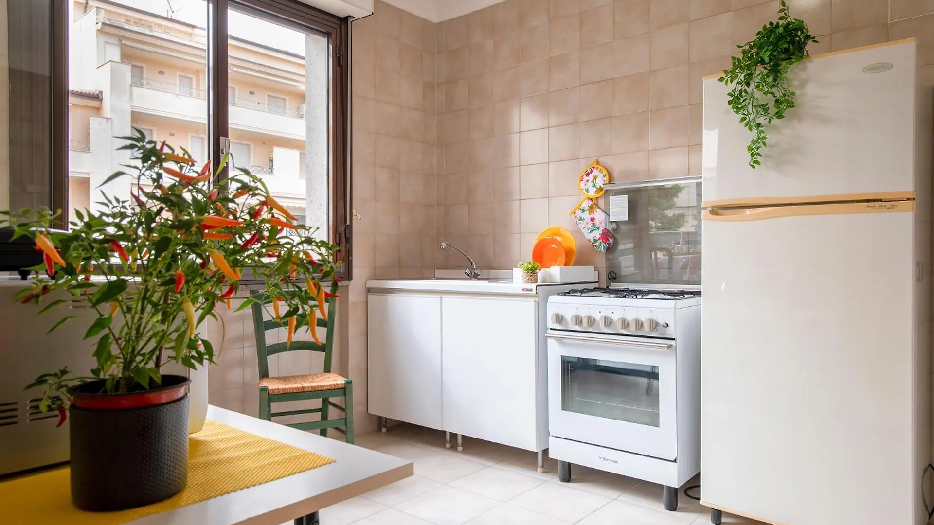 Sardinia Re - Lilium Central Flat - Free Parking Alghero Italien
