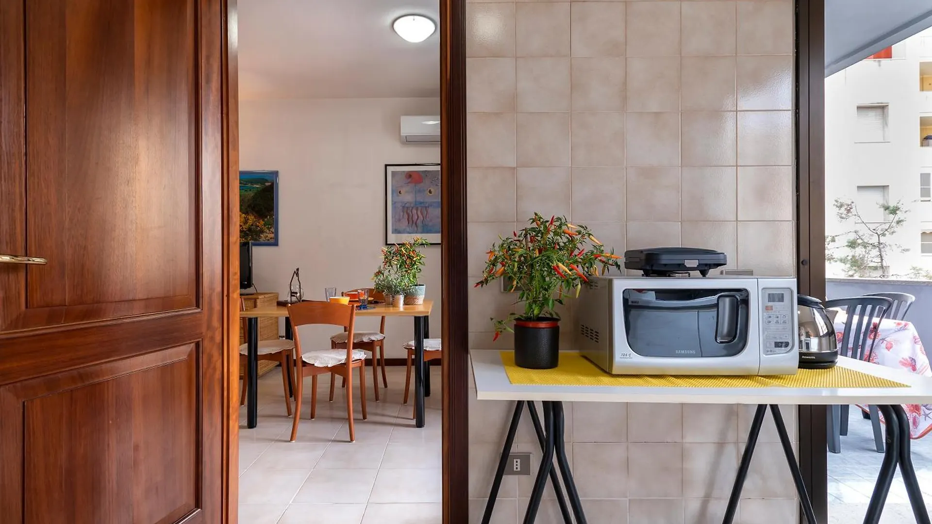 Sardinia Re - Lilium Central Flat - Free Parking Alghero Apartment