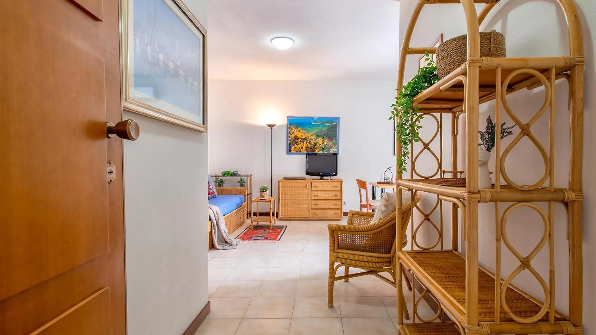 Apartment Sardinia Re - Lilium Central Flat - Free Parking Alghero