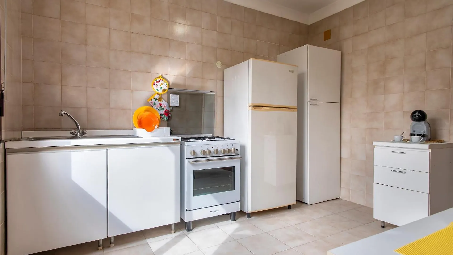Sardinia Re - Lilium Central Flat - Free Parking Alghero Apartment